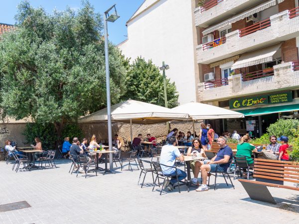 El Ple obre el pas a la nova ordenança per regular les terrasses de bars i restaurants